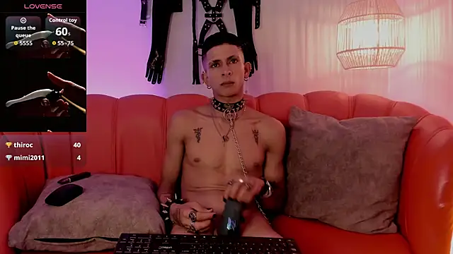 Maximoking26 Show Webcam