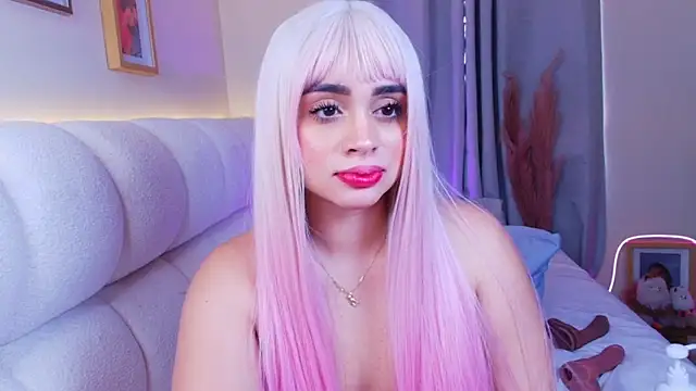 Chatroom XXX en direct de soph1a_roy