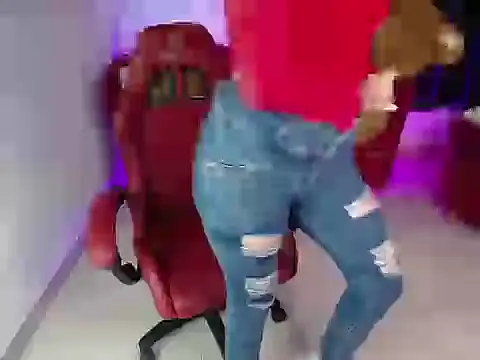 Chat +18 de Shopie_hard_m ao vivo