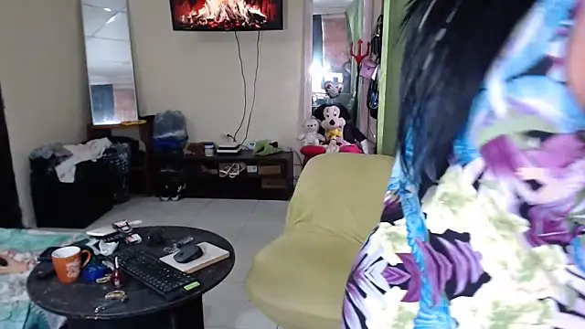 Sashaferrari2000 网络视讯表演