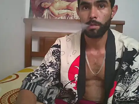 hideonbush051の ウェブカメラショー