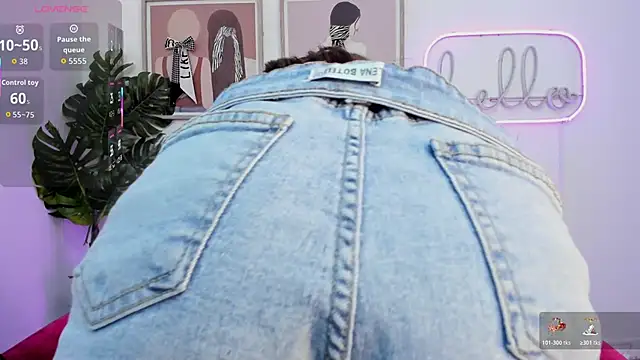 Chatroom XXX en direct de caaty7