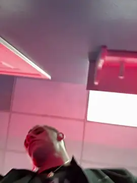 Czat XXX na żywo – PeytonJohnn