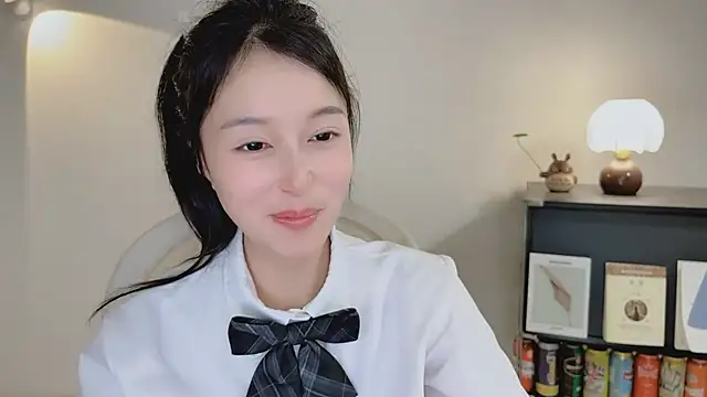 Onechestnut live XXX chat