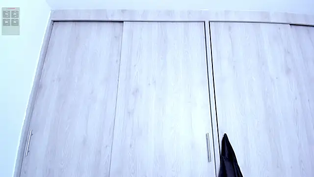 Chat XXX ao vivo de Skeeter_ss