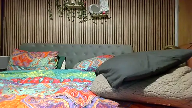 Czat XXX na żywo – poppyinga1