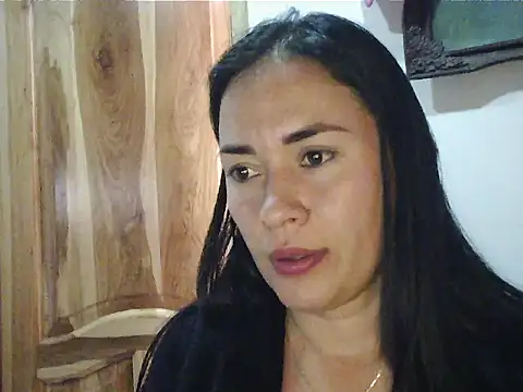 Erin_oficial's Live XXX Chat