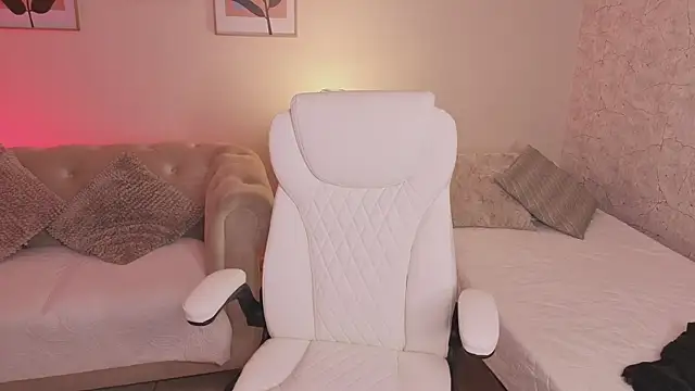 Živý XXX chat DahianaWalcott