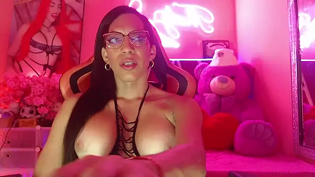 Webkamerová show Latinabigcock