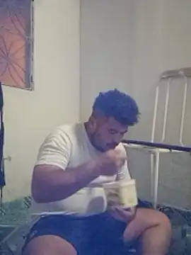 tarra122's Webcam Show