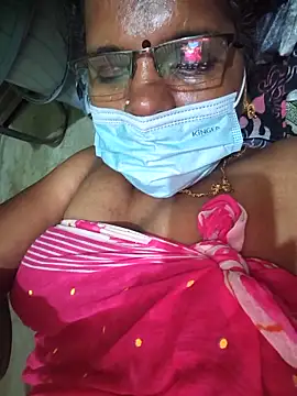 Webkamerová show Tamilselviroja-