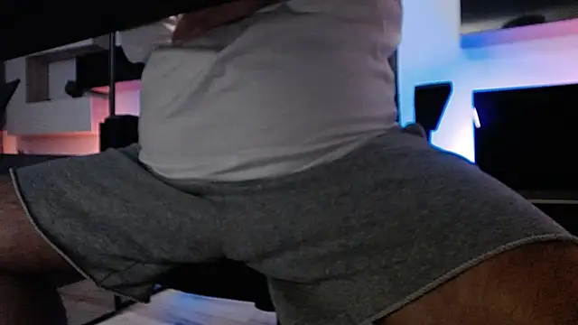 Živý XXX chat DravenPeak