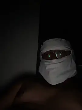 Mo000000_ Show in webcam