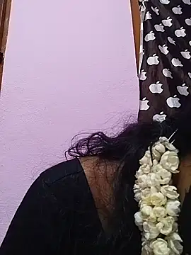 Webkamerová show Tamil_Hot_RoyalQueen
