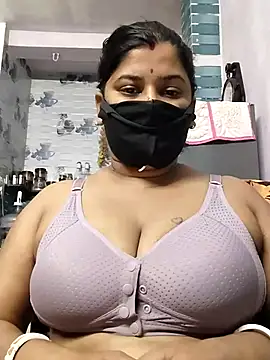 Czat XXX na żywo – pinkisaha75