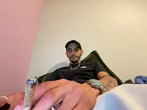 Rebeu313 网络视讯表演