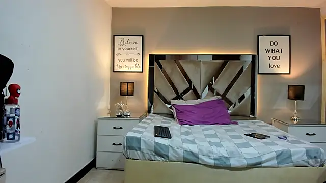 دردشة cellestehot الجنسية المباشرة