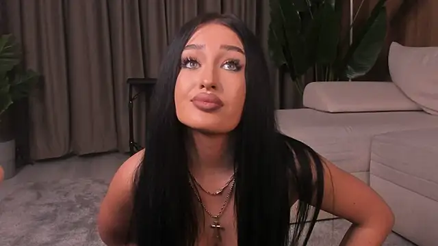 EmeraldKat Live XXX-Chat