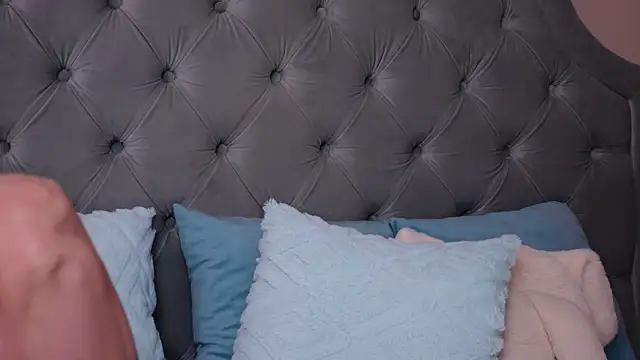 Živý XXX chat LucyAddison