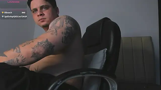 denis_munera: απευθείας συνομιλία ΧΧΧ