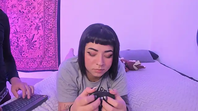 Aria_x_Orien_ webcam show