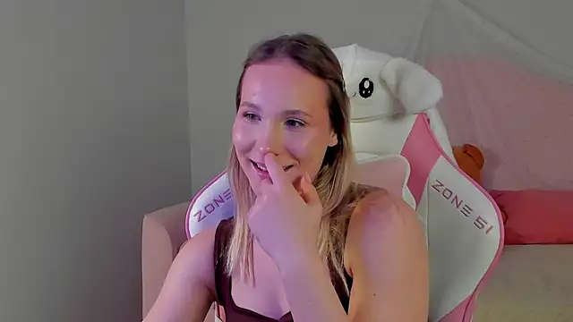 Chat XXX ao vivo de ElaraVoltage