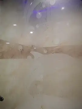 Chatroom XXX en direct de aurora_petitee