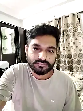 avi007p's Webcam Show