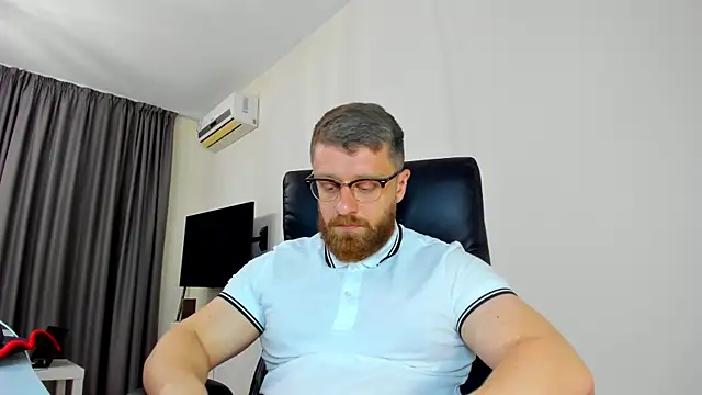 Онлайн чат XXX Findom_guy