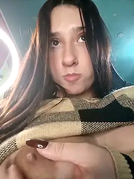 Mysticdooll69 网络视讯表演