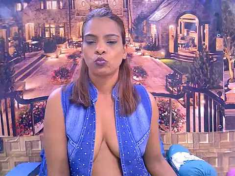 IndianSexyAss' Live XXX Chat