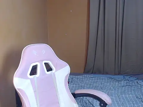 Chatroom XXX en direct de ur_Katrina69