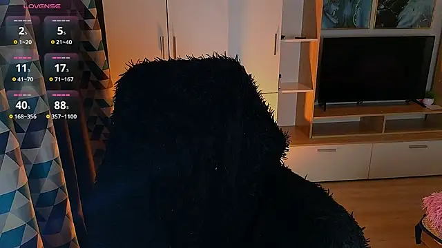 MilanaOmgのライブXXXチャット