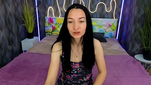 Yr_Shy_Bae's Live XXX Chat