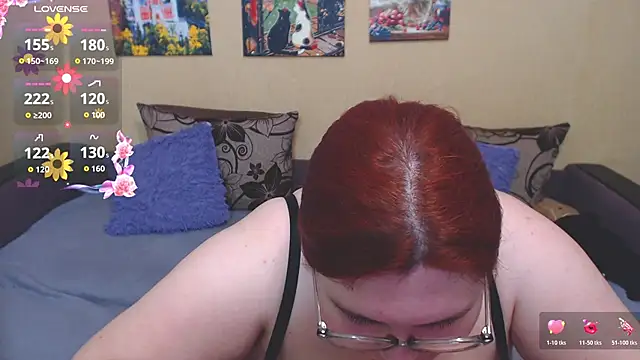 JuliaKeln élő XXX-chatje