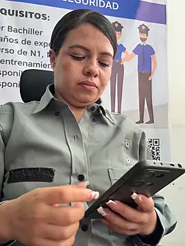 Chat XXX en directo de Ariana-07