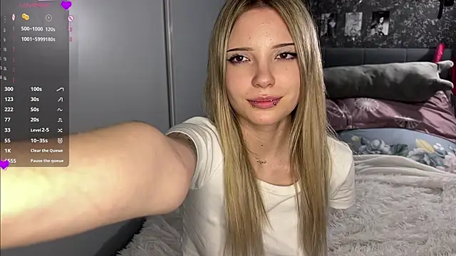 Chat XXX en directo de SofiaMarken