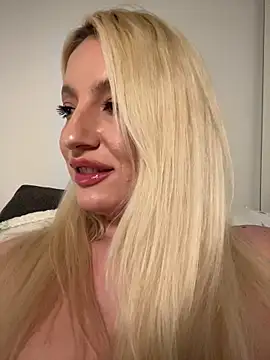 EllaCharm_ 现场XXX聊天