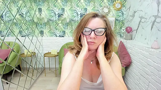 XXX chat uživo modela LeaPure