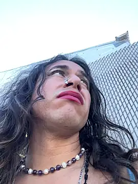 Chat +18 de TranSexualJade95 ao vivo