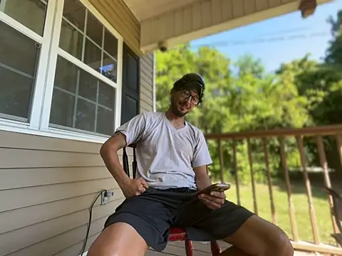 ThrowedWorldWide Show in webcam