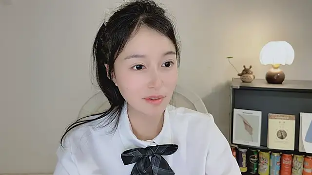 Chat XXX en directo de Onechestnut