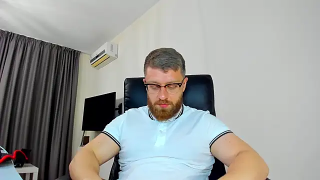 Онлайн чат XXX Findom_guy