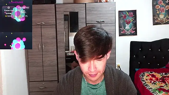 XXX chat uživo modela samael1107