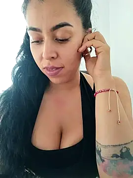 Luianna's Live XXX Chat