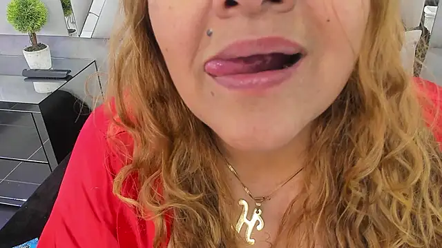 โชว์เว็บแคมของ MonzerratBoyer