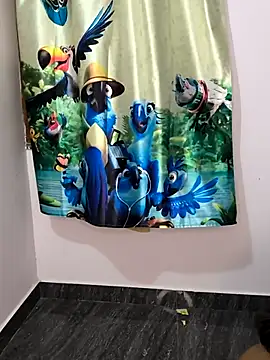 Family02 Show in webcam