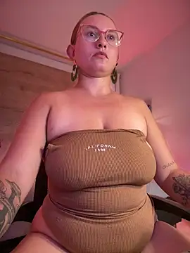 halaaa_1 Adlı Modelin Canlı XXX Sohbeti