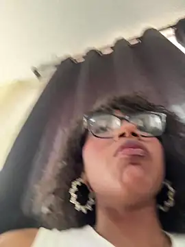 Вебкам-шоу Morena_fire