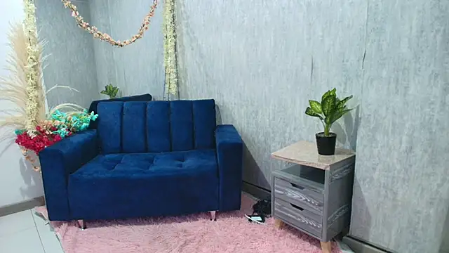 Vicky_Angeel Adlı Modelin Canlı XXX Sohbeti